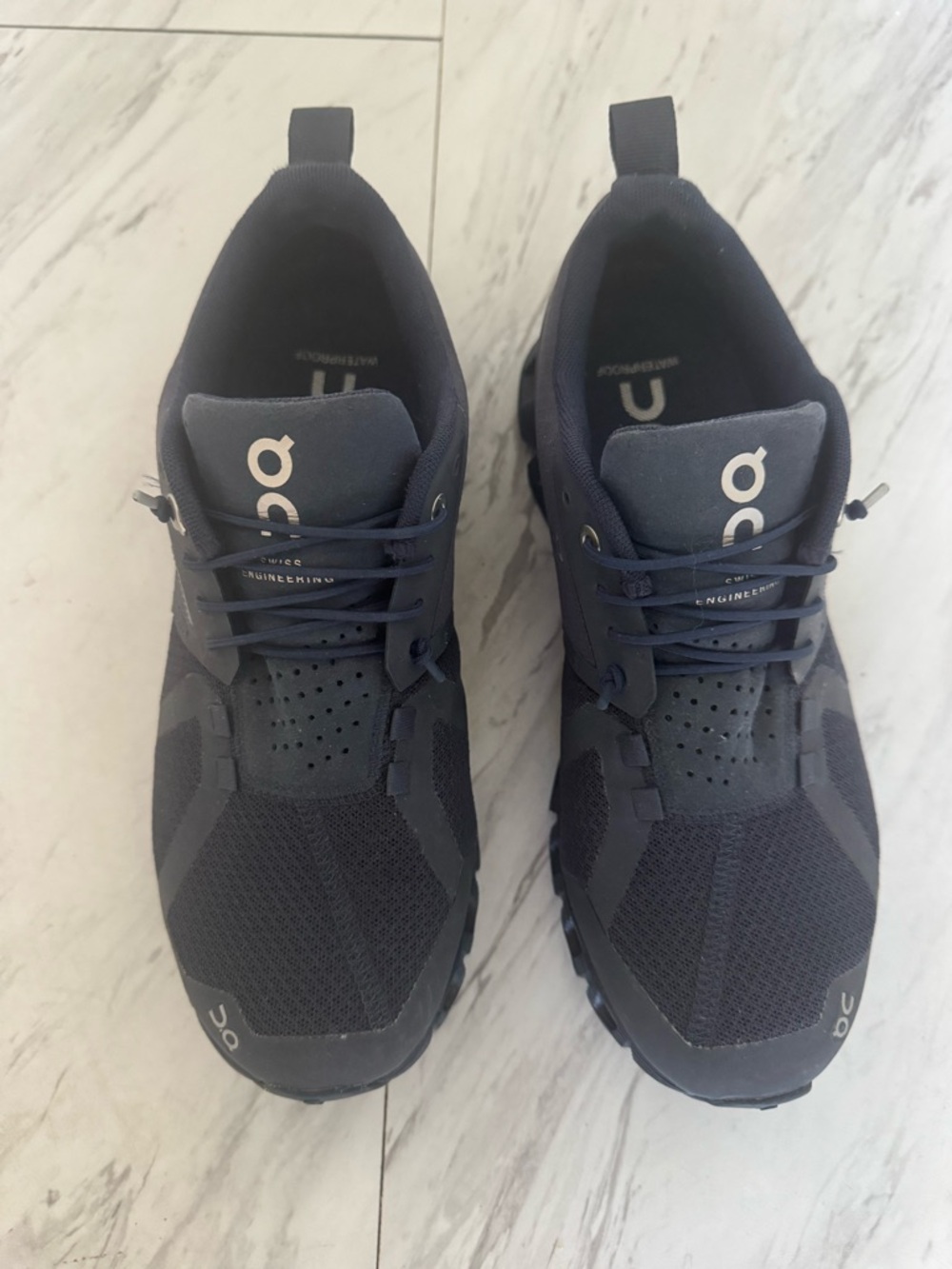 On Running women’s sneakers - Picture 2 of 6